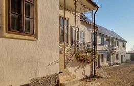 Casa saseasca deosebita 8 camere, 1826 mp teren, Codlea