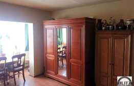 Apartament de vanzare, 3 camere semidecomandate, 57 mp, zona Big