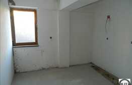 Apartament cu 1 camera, 36 mp, semifinisat cu loc de parcare, zona Polus Center