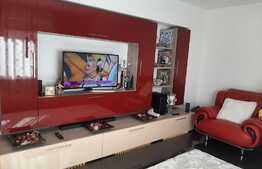 Apartament de lux cu 2 camere, zona Tractoru