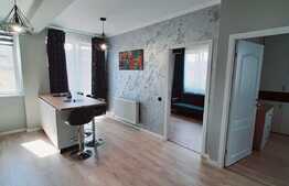 Apartament de lux, boxa, parcare subterana,lift, zona Terra