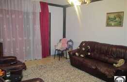 Apartament 2 camere decomandate, 54 mp,  zona strazii Sesul de Sus