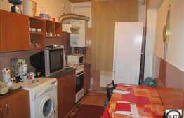 Apartament 2 camere decomandate, 54 mp,  zona strazii Sesul de Sus