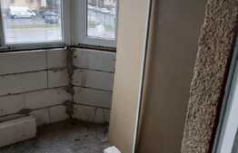 Apartament 4 camere partial mobilat, Tractorul