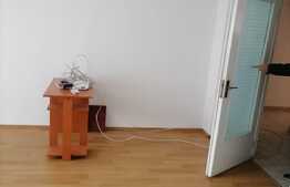 Apartament 4 camere partial mobilat, Tractorul