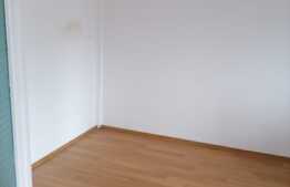 Apartament 4 camere partial mobilat, Tractorul