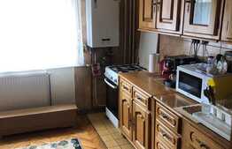 Apartament 3 camere, decomandat, etaj intermediar, zona Dorobantilor