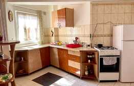 Apartament 2 camere, semidecomandat, 60 mp, zona strazii Bucuresti 