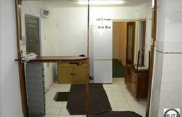 Apartament 3 camere decomandate, 72 mp utili, boxa la subsol, zona linistita!