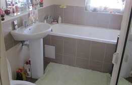 Mansarda inalta cu 2 camere, 56 mp, 2 balcoane, zona strazii Porii! Imobil nou!