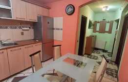 Etaj intremediar, parcare, expunere sudica, zona Eroilor