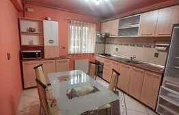 Etaj intremediar, parcare, expunere sudica, zona Eroilor