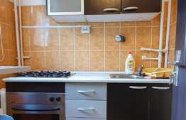 Garsoniera 23 mp + balcon 4 mp, zona Expo Transilvania