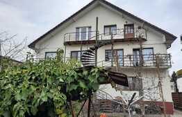 De vanzare duplex 320 mp, 380 mp teren, zona accesibila si linistita