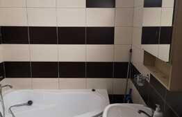 Apartament decomandat cu 1 camera, 41mp, parter inalt, parcare in curte privata! zona Terra