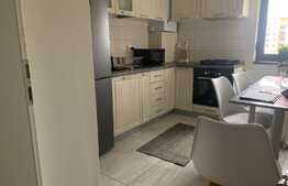 Apartament 3 camere in Tractorul