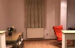 Apartament de 2 camere, 60 mp, cu iesire la curte!