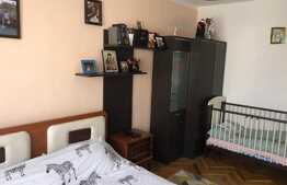 Apartament 4 camere, 80 m2 , etaj intermediar, zona Negoiu ! 
