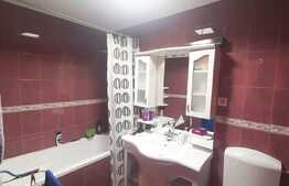 Etaj intermediar, parcare, expunere sudica, zona Florilor