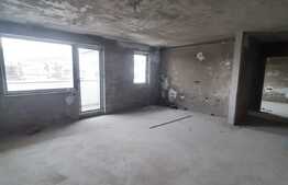 Etaj intermediar, parcare subterana, tamplarie PVC Rehau,  zona Sub Cetate