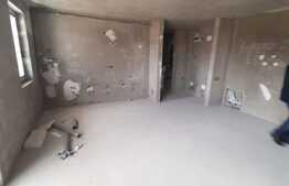 Etaj intermediar, parcare subterana, tamplarie PVC Rehau,  zona Sub Cetate