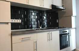 Etaj intermediar, lift, expunere sudica, zona Terra