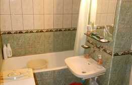 Apartament cu 3 camere, 65 mp utili, loc parcare si boxa, zona FSEGA!