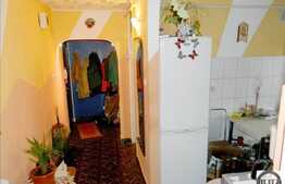 Apartament cu 3 camere, 65 mp utili, loc parcare si boxa, zona FSEGA!