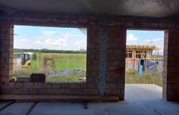 Casa cu potential de personalizare, Stupini Brasov