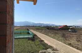 Casa cu potential de personalizare, Stupini Brasov