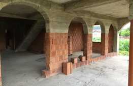 Oportunitate! Duplex la rosu , 430mp utili, 1000mp teren , Jucu de Mijloc, pretabil pensiune!