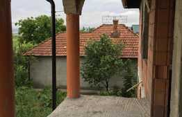 Oportunitate! Duplex la rosu , 430mp utili, 1000mp teren , Jucu de Mijloc, pretabil pensiune!