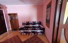 Garsoniera, 40 mp, loc de parcare, etaj intermediar