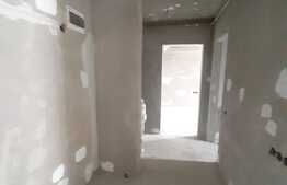 Etaj intermediar, parcare subterana, zona Sub Cetate