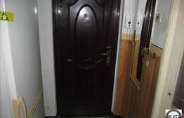 Garsoniera 28 mp utili, boxa la subsol, partial mobilat, zona strazii Dambovitei