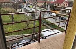 Apartament 1 camera, 40 mp, 2 balcoane, zona strazii Corneliu Coposu