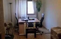 Casa moderna, 245 mp utili, 300 mp de curte cu parcari, zona Piata Engels