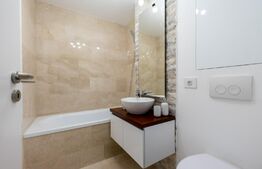 Apartament cu 3 camere, totul nou, parcare, boxa, zona Grand Hotel Italia