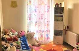 Apartament 3 camere, 76mp, in vila cu gradina