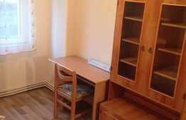 Apartament 3 camere , 2 bai , decomandat , intermediar, orientare SUD-VEST, zona Piata Flora, Manastur