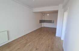 Apartament de vanzare, 2 camere semicentral