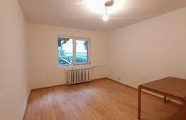 Garsoniera pe care o aranjezi cum vrei tu!!