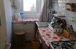 Apartament 3 camere, cartierul Florilor