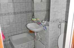 Vanzare 3 camere semidecomandate, 64 mp, zona Casa Radio. Boxa inclusa!