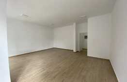 Spatiu comercial, 64 mp, zona MC Donald*s