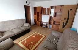 Apartament cu 3 camere semidecomandat de 54 mp 