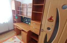 Apartament cu 3 camere semidecomandat de 54 mp 