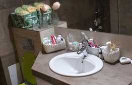 Apartamentul tau cu GRADINA este acum aici!!