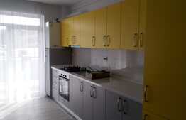 Posibilitate preluare chiriasi! 2 camere, parcare, balcon 13 mp! Zona Vivo!