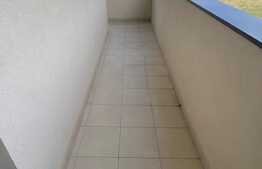 Apartament decomandat de 2 camere, 48mp, parcare si terasa! Zona strazii  Porii